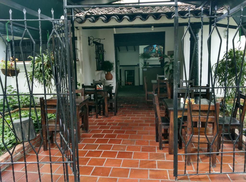 Hotel Premium Real Medellin Exterior photo